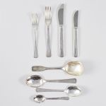 1674 8374 CUTLERY SET